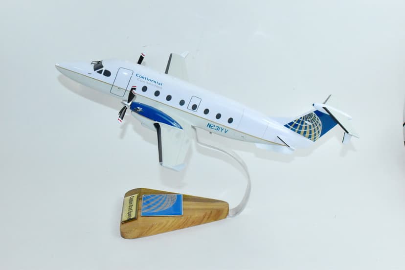 Continental Connection Beech 1900, 18 inch Model