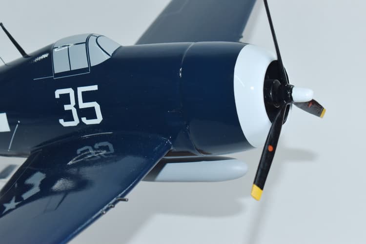 VF-17 Jolly Rogers F6F-5 Hellcat 18 inch Model