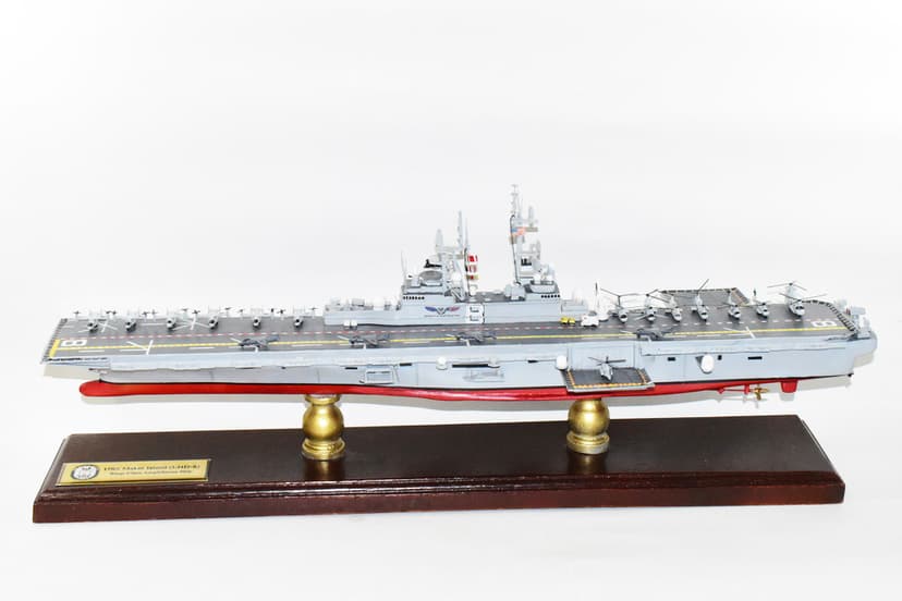 USS Makin Island (LHD-8) Amphibious Assault Ship