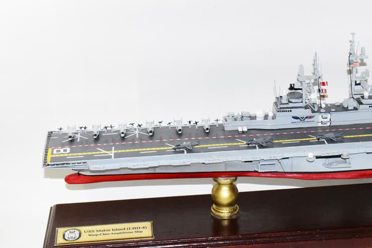 USS Makin Island (LHD-8) Amphibious Assault Ship