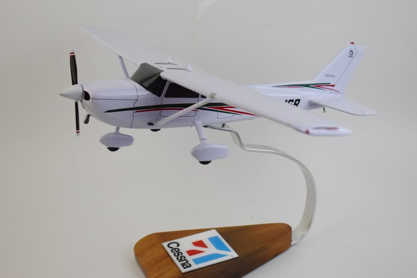 Cessna® 172R Skyhawk 2005