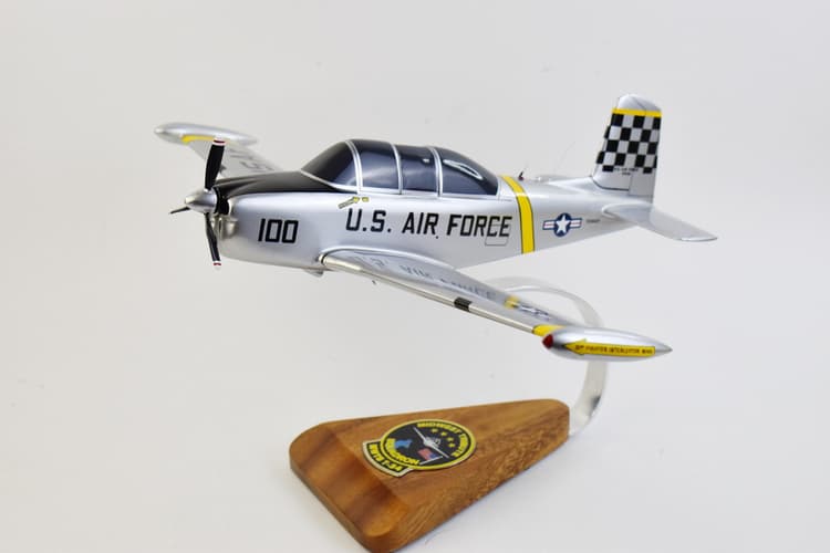 Beechcraft® T-34A Mentor, 51st FIS, Midwest Tribute Squadron, 16 in