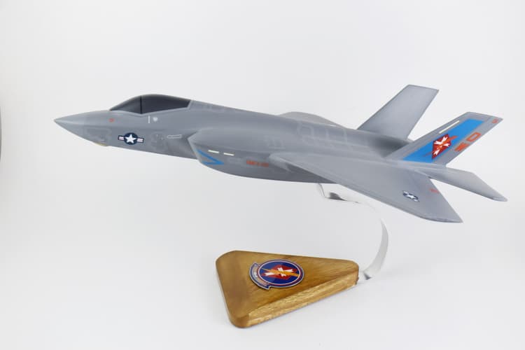 Lockheed Martin® F-35C Lightning II® VMFA-251 Thunderbolts (2026)