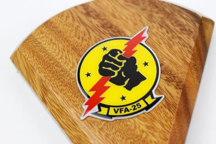 VFA-25 Fist of the Fleet 2012 USS Roosevelt FA-18E Model