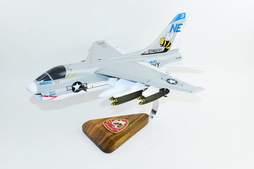 VA-113 Stingers A-7 Corsair Model