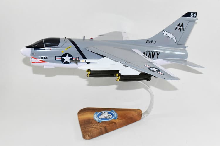 VA-83 Rampagers (1980) A-7e Corsair II Mode