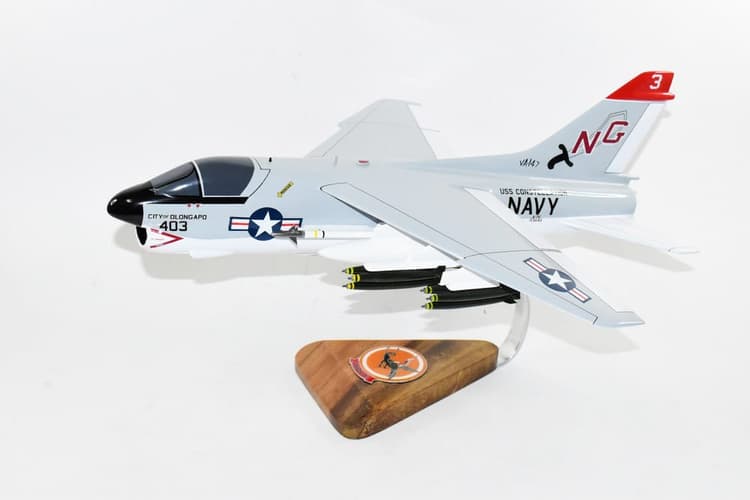 VA-147 Argonauts A-7 (1977) Model