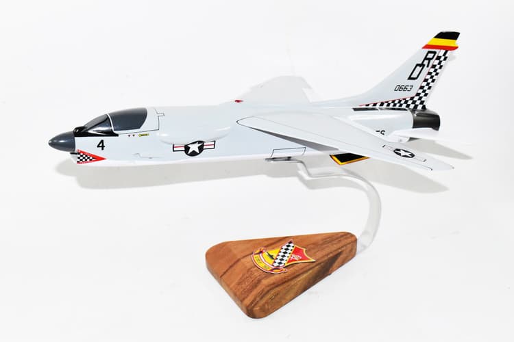 VMF-312 Checkerboards F-8 (1964) Model