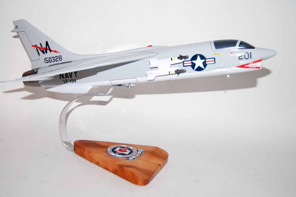 VF-194 Red Lightnings F-8J (1975) Model