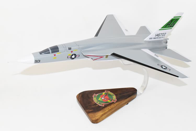 RVAH-9 Hoot Owls RA-5C (1974) Vigilante Model