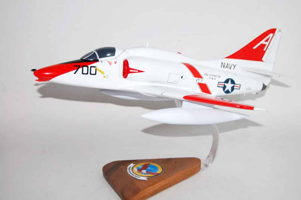 VT-7 Eagles TA-4E (1990) Model