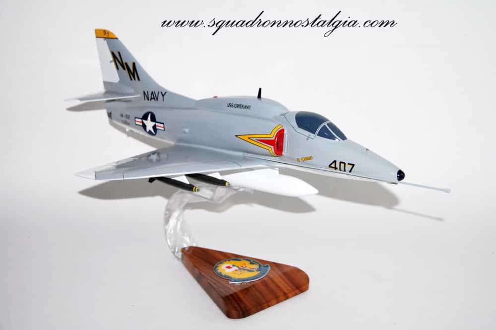 VA-192 Golden Dragons A-4F Model