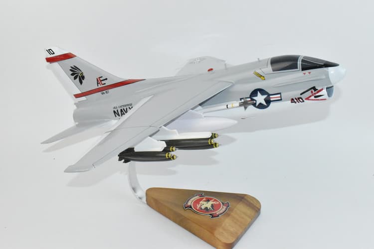 VA-87 Golden Warriors A-7e (1980) Corsair II Model