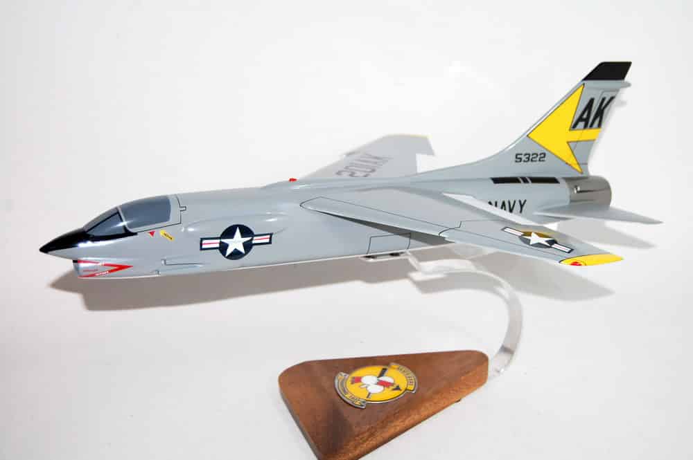 VF-103 Sluggers F-8 Crusader (1959) Model