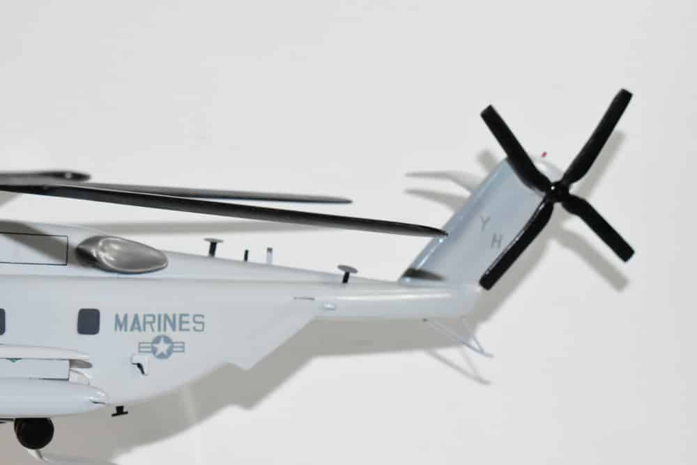 HMH-463 Pegasus CH-53E Model
