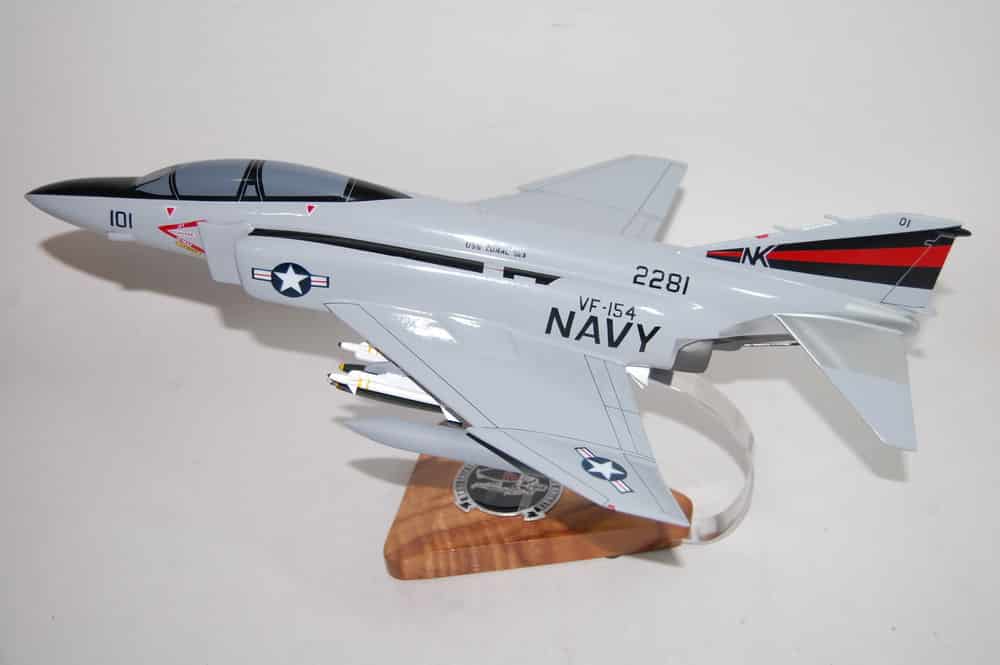 VF-154 Black Knights F-4J (1981) Model