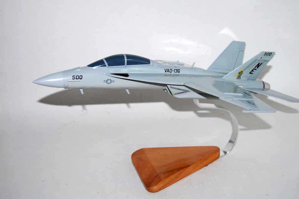 VAQ-136 Gauntlets EA-18G Model