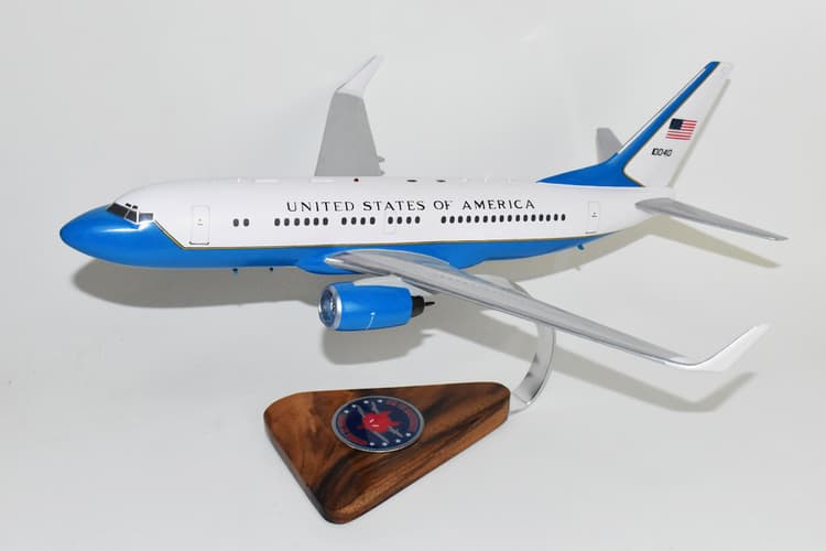 89 MXG Sam Fox Maintenance C-40B Model