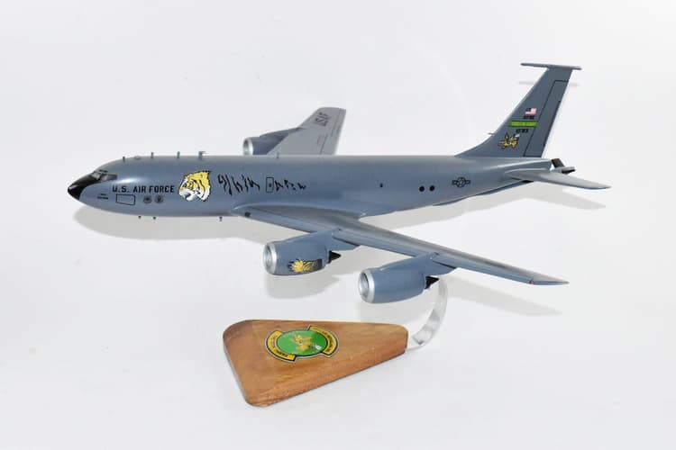 77th Air Refueling Squadron Totin Tigers KC-135R