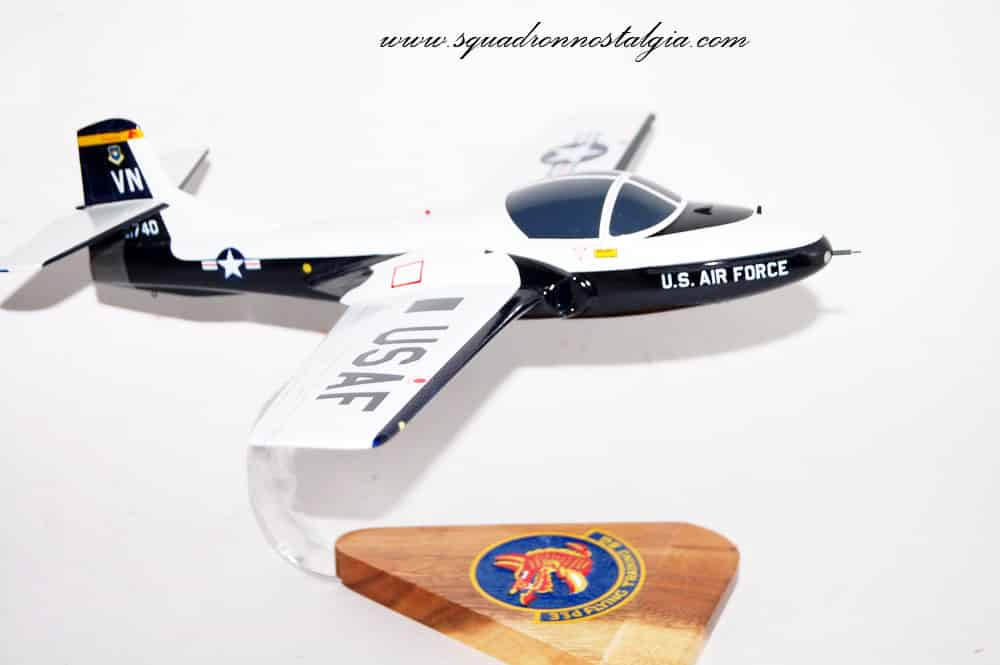 33d FTS T-37 Tweet Model