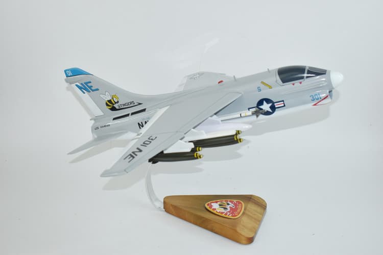 VA-113 Stingers A-7E USS Ranger Corsair II Model
