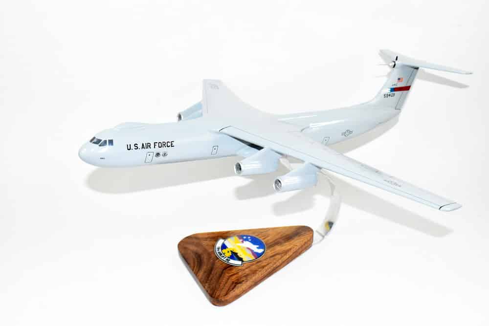 19th Airlift Squadron C-141B Model