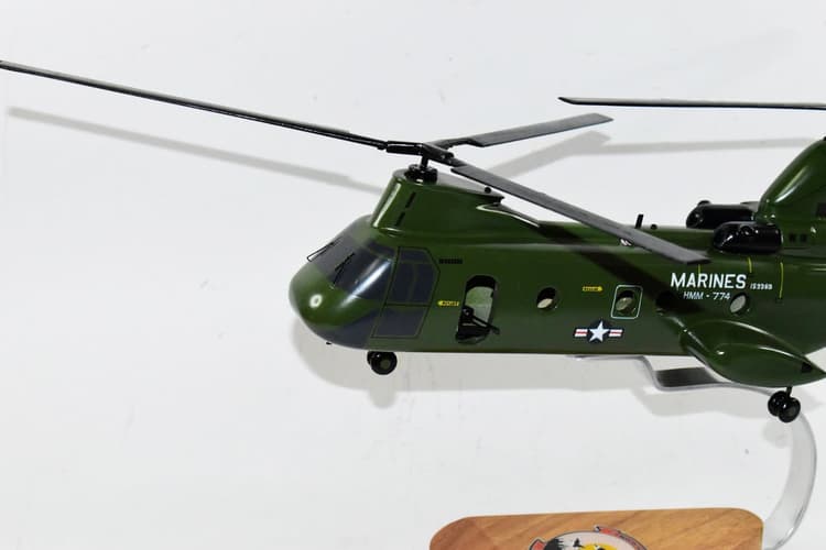 HMM-774 Wild Geese CH-46 (153369) Model