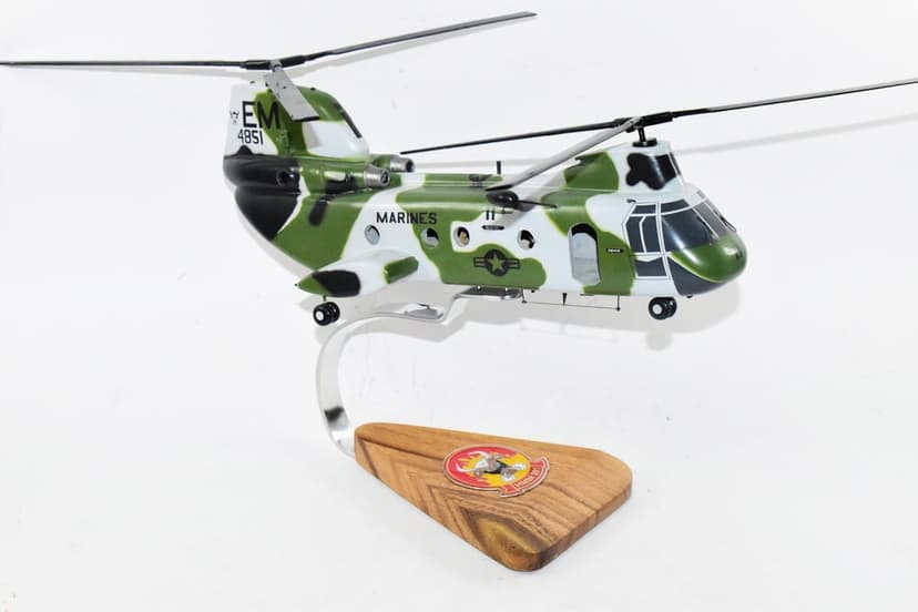 HMM-261 Raging Bulls CH-46 (4851) Model