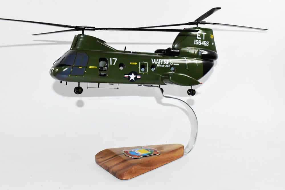 HMM-262 Flying Tigers (156468) CH-46 model