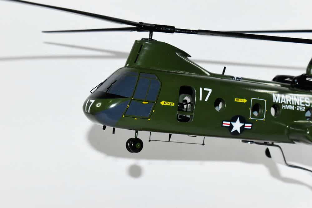 HMM-262 Flying Tigers (156468) CH-46 model
