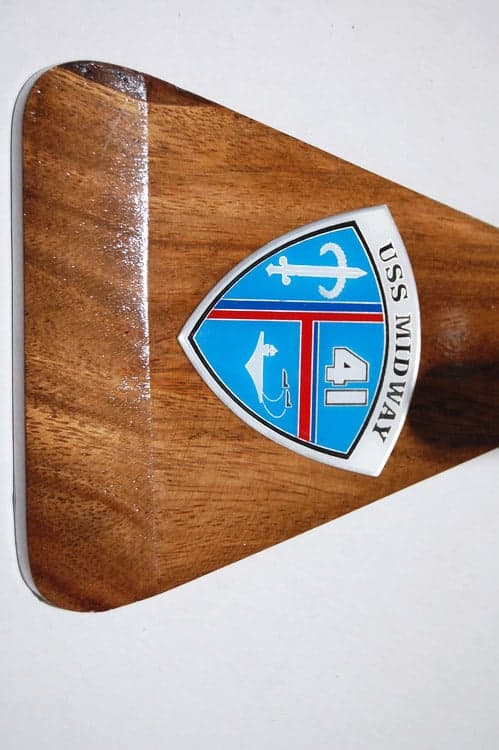 CV-41 USS Midway C-1A Trader Model