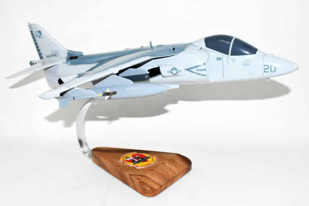 VMA-311 Tomcats AV-8B Harrier (WL-20) Model