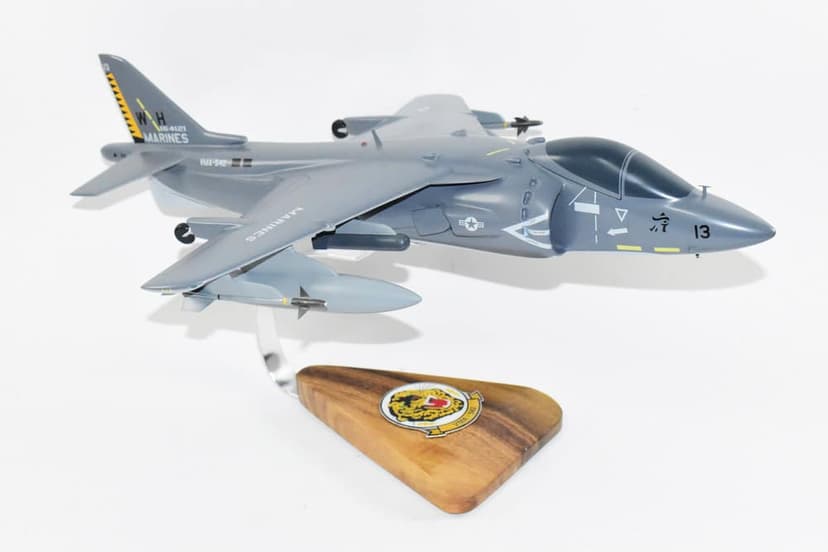 VMA-542 Tigers AV-8B (2013) Model