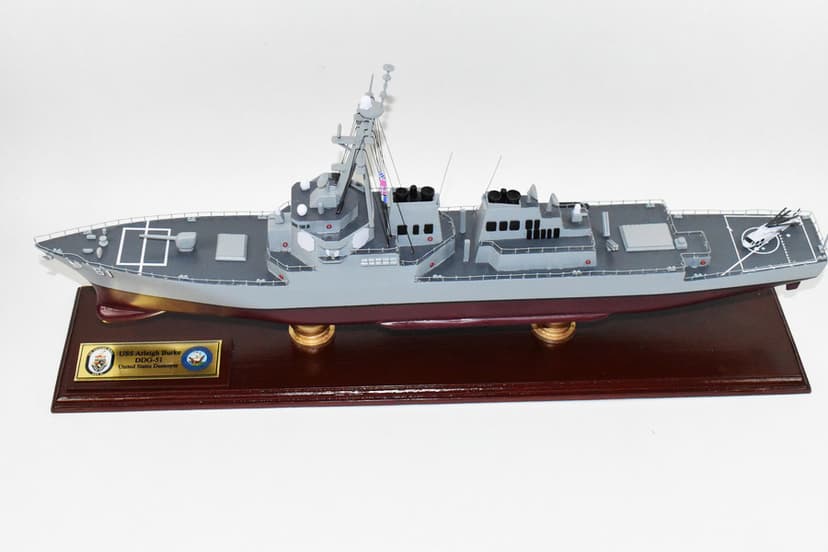 USS Arleigh Burke (DDG-51) Model