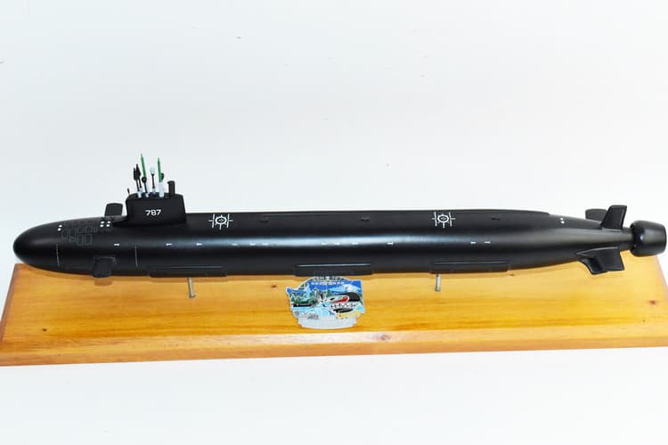 USS Washington (SSN-787) Submarine Model