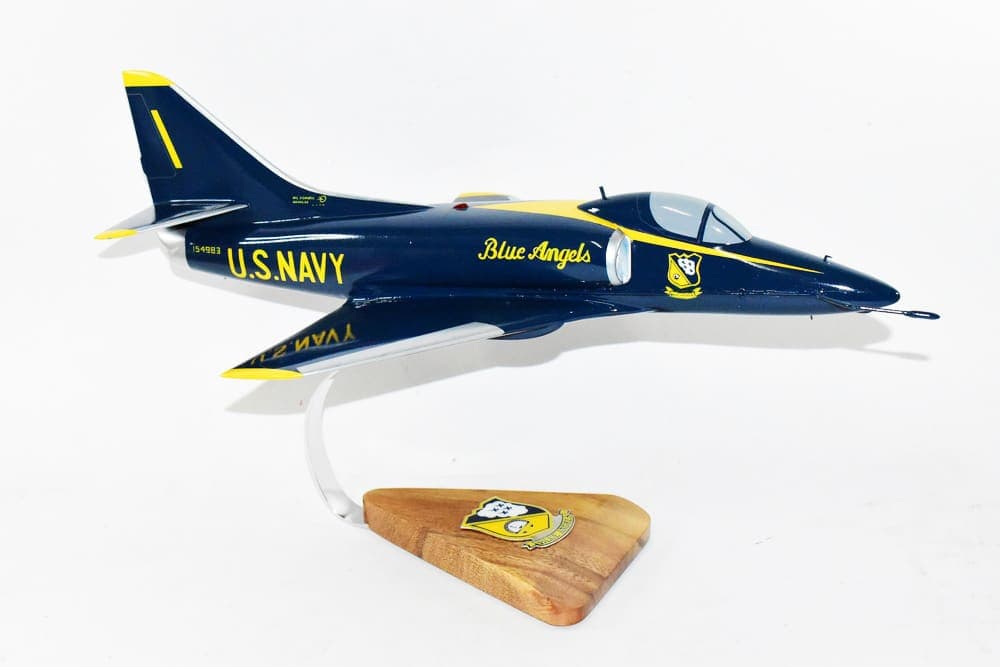 Blue Angels A-4, 18