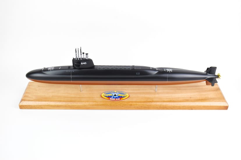 USS Benjamin Franklin SSBN-640 Submarine Model
