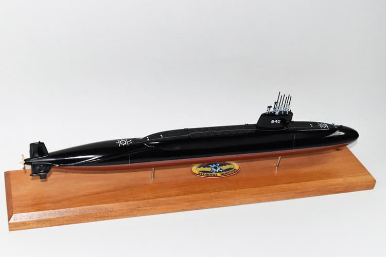 USS Benjamin Franklin SSBN-640 Submarine Model