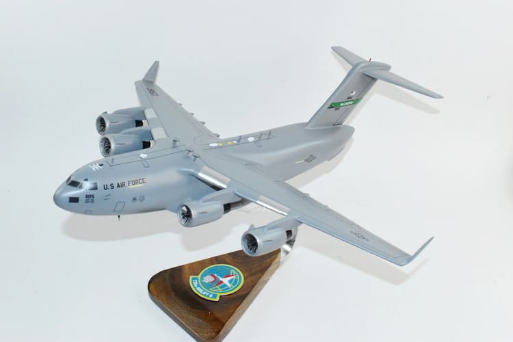 728th Airlift Squadron Flying Knights McChord AFB C-17 Model
