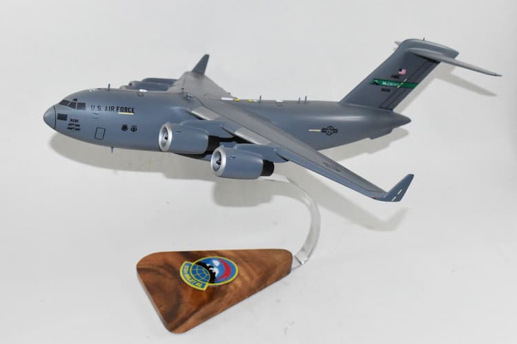 313th Airlift Squadron (McChord) C-17 Model