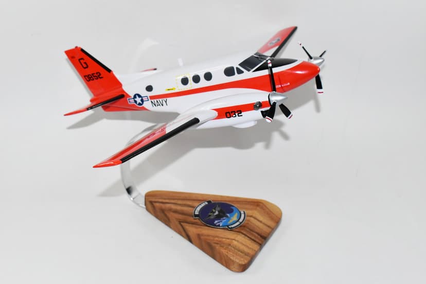 Beechcraft® T-44C Pegasus, VT-35 Stingrays (Navy)