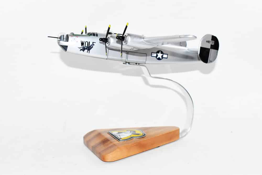 867th Bomb Squadron 494th Bomb Group B-24J Model