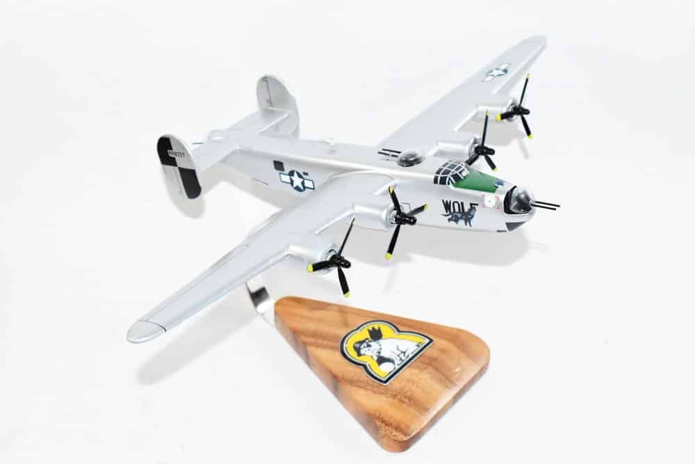 867th Bomb Squadron 494th Bomb Group B-24J Model