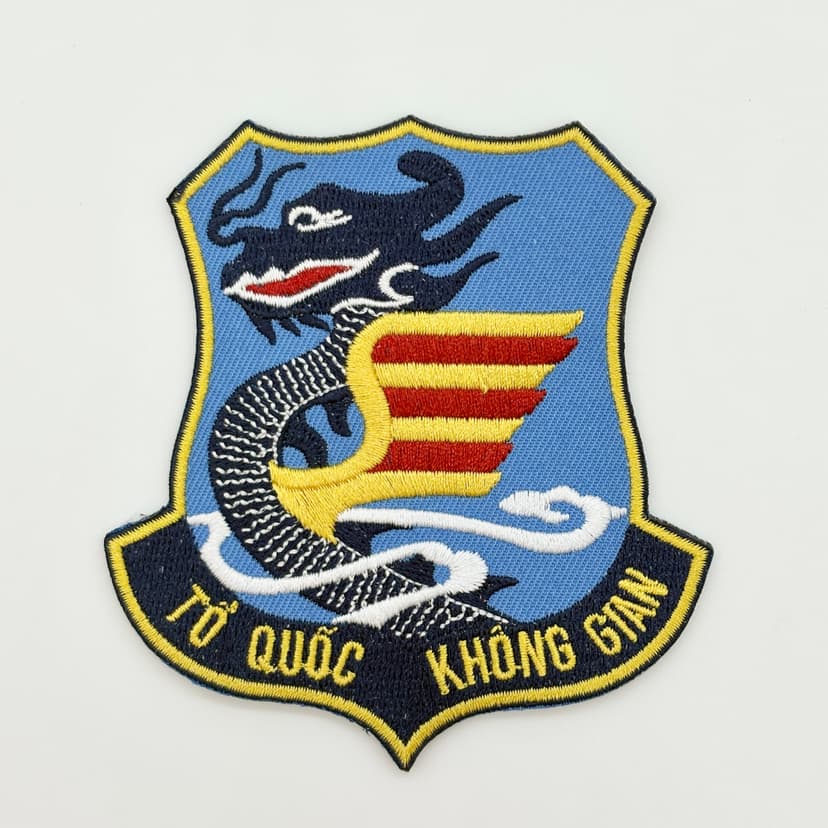 TO QUOC KHONG GIAN South Vietnamese Air Force Patch – Iron on, 4 inch (3)