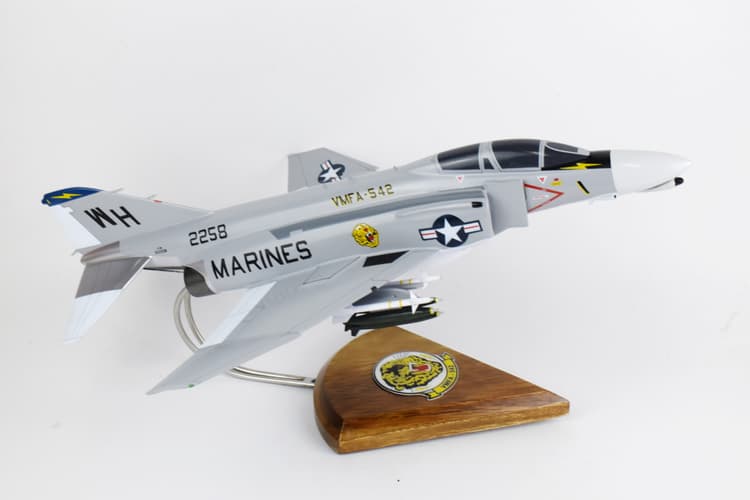 VMFA-542 Tigers F-4B Model