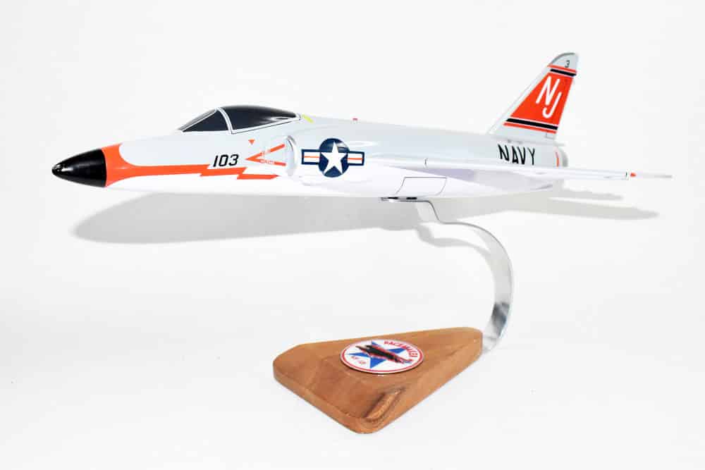 VF-121 Pacemakers F-11 Tiger Model