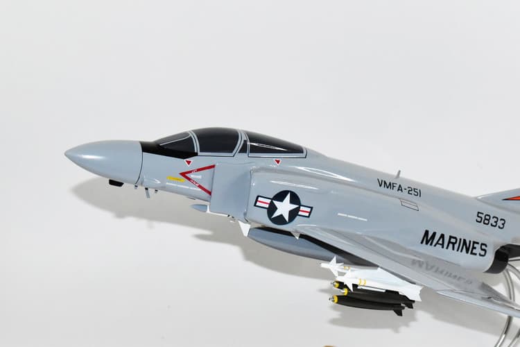 VMFA-251 THUNDERBOLTS (1984) F-4J Model
