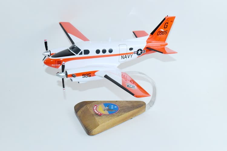 Beechcraft® T-44C Pegasus, VT-31 Wise Owls (985 Navy)