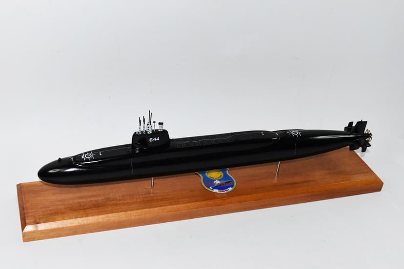 USS Lewis and Clark SSBN-644 Submarine Model (Black Hull)
