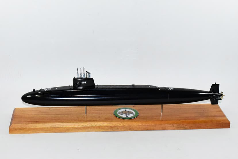 USS Mariano G. Vallejo SSBN-658 Submarine Model (Black Hull)
